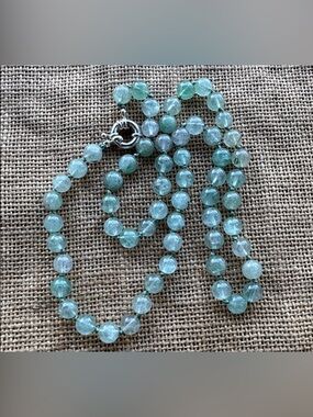 Green strawberry quartz knotted Elegant Beaded Necklace in style